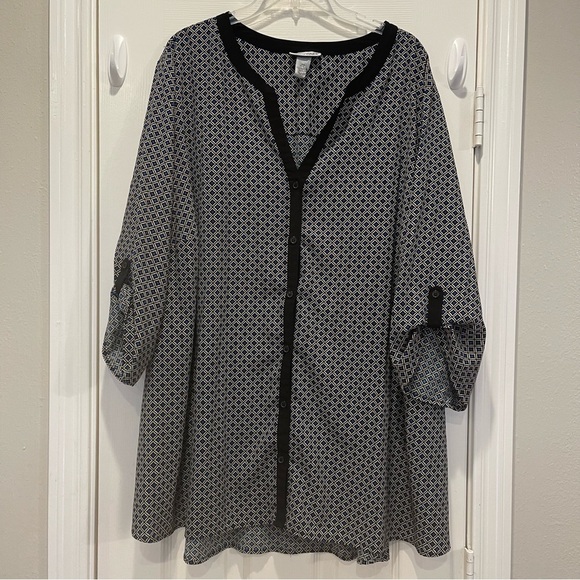 Catherines Button Up Blouse Women’s 3XL Roll Tab Sleeves White Blue Black Career - Picture 1 of 9